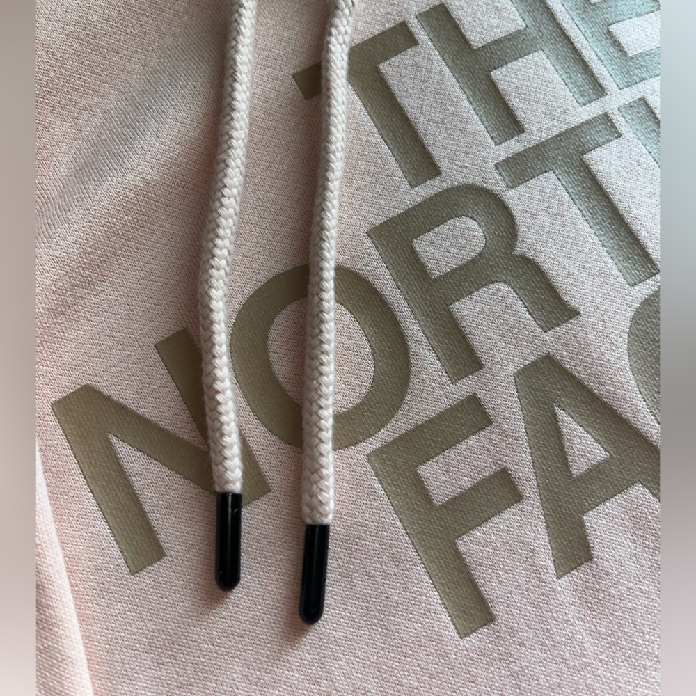 THE NORTH FACE Women’s Half Dome Pullover Hoodie NWOT - Picture 3 of 9